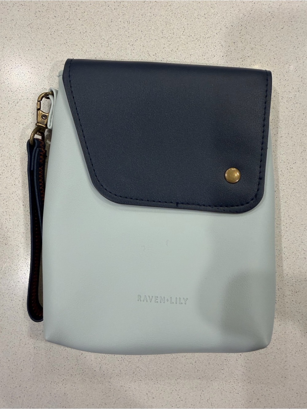 American Airlines x Raven + Lily Flagship Business Class Amenity Pouch Bag